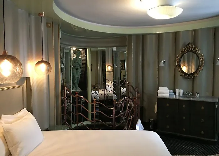 La Mondaine 3*