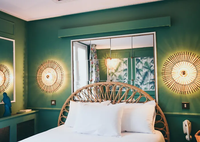 La Mondaine Отель 3*