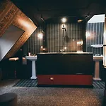 La Mondaine 3*