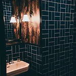 La Mondaine Otel Paris