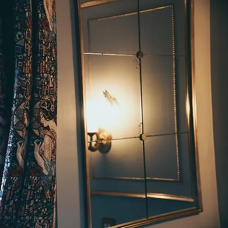 La Mondaine Hotell