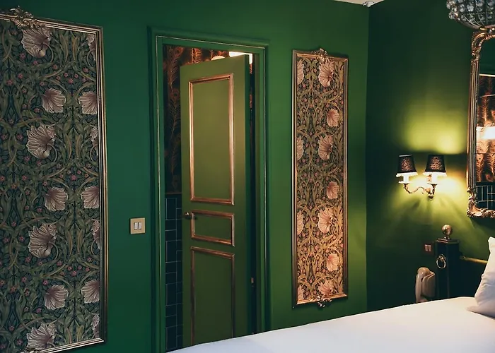 Отель La Mondaine 3*